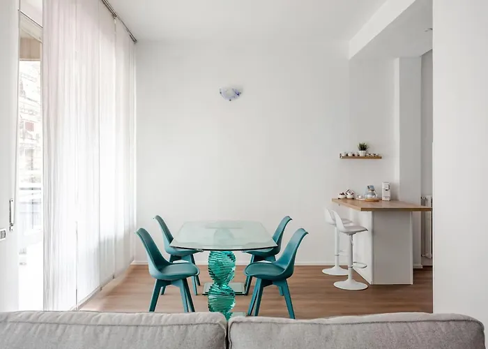 San Siro Luxury With Garage Апартаменты